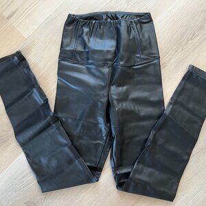 Aritzia Wilfred Free Daria Pant